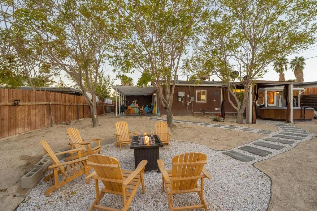 Вілла Palm Vista Retreat *Hot Tub/Cowboy Pool/Hammocks* Джошуа-Трі Екстер'єр фото